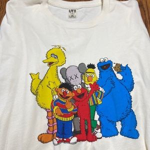 Kaws Uniqlo Sesame Street